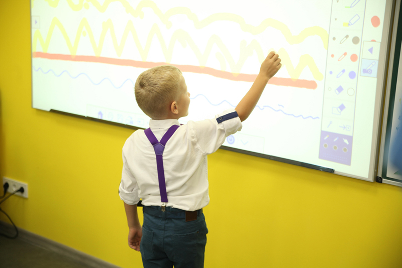 Голик: в Петриковке после реконструкции открыта начальная школа с современным оборудованием